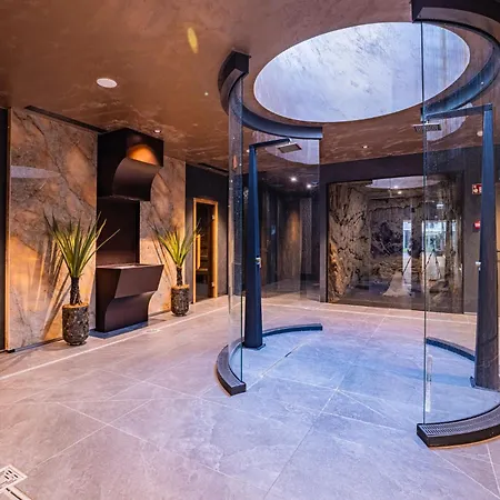 Hotel Birges Lifestyle And View 4*